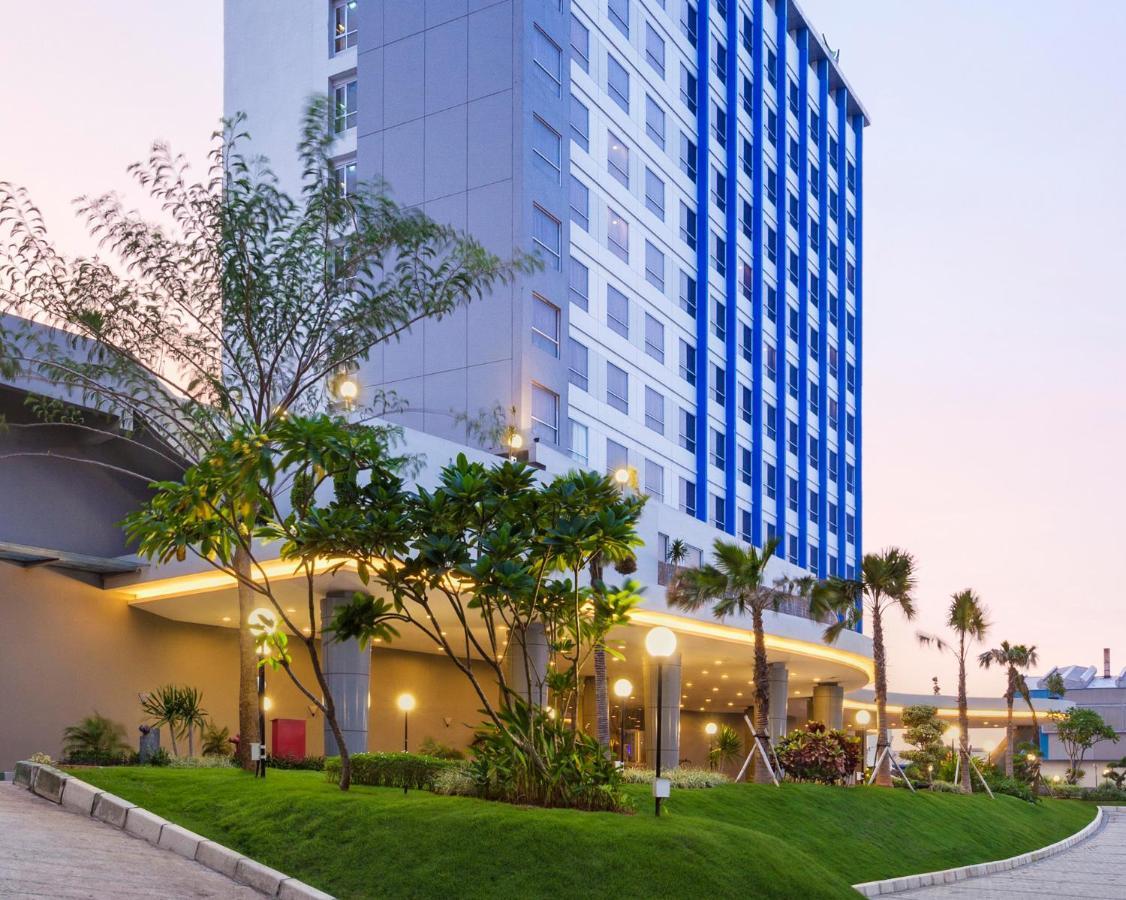 Primebiz Cikarang Hotel Exterior photo